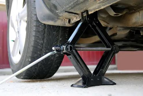 Where Do You Put the Jack to Change a Tire?
